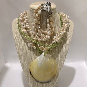 Lilly Pulitzer RARE Shell & Sterling Silver Necklace & Bracelet Set - EUC